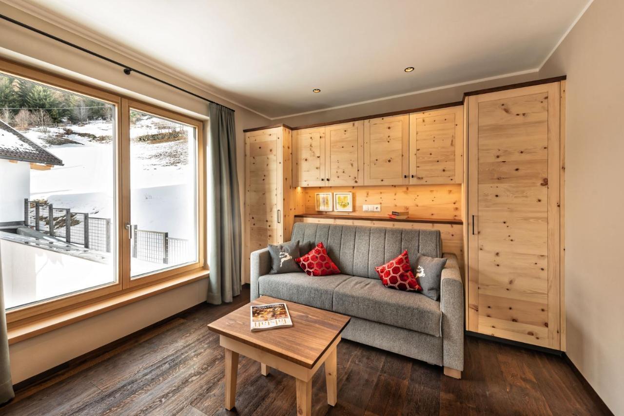 Silent Luxury Chalet Laiet サン・ヴァレンティーノ・アッラ・ムータ エクステリア 写真